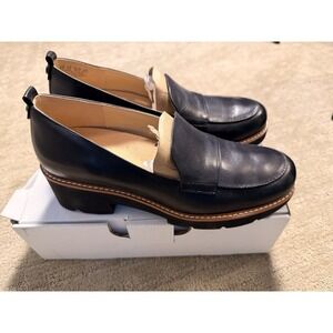 Naturalizer Women's Darry Lug Sole Heeled Loafer Black Leather Size 8